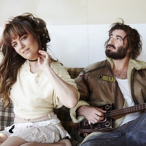 Angus and Julia Stone