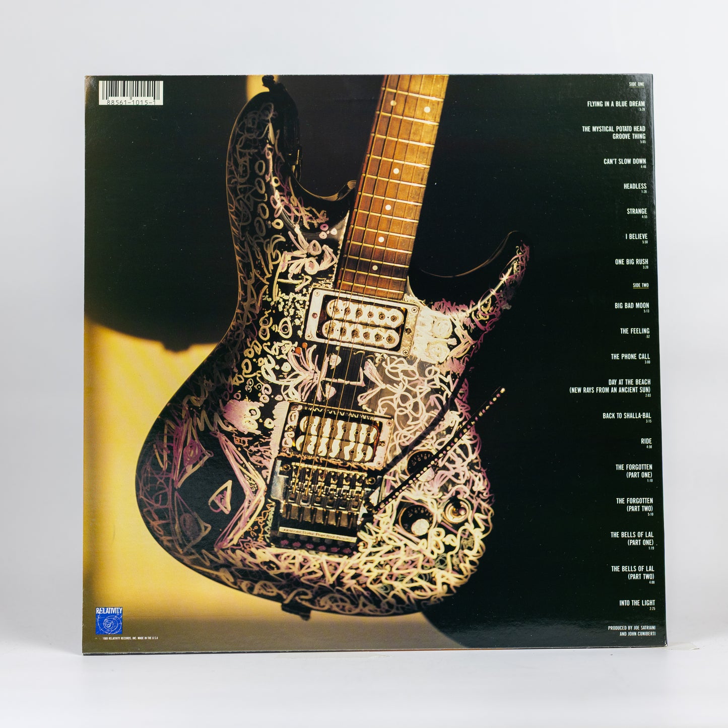 Joe Satriani – Flying In A Blue Dream - 1989