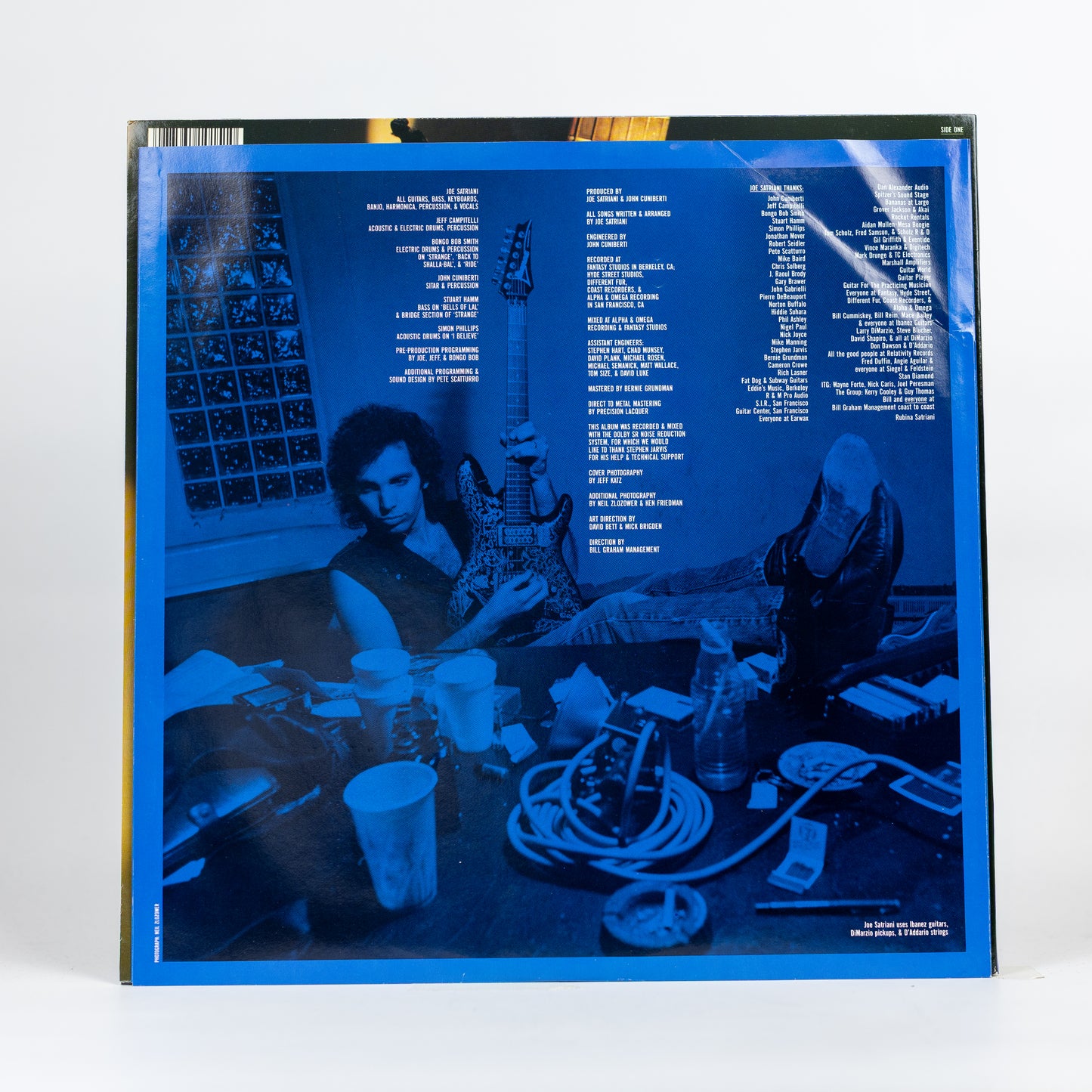 Joe Satriani – Flying In A Blue Dream - 1989